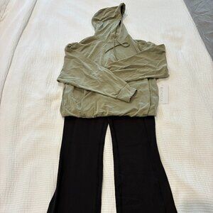 Athleta Set Bootcut Pants & Hoodie - S - NWT